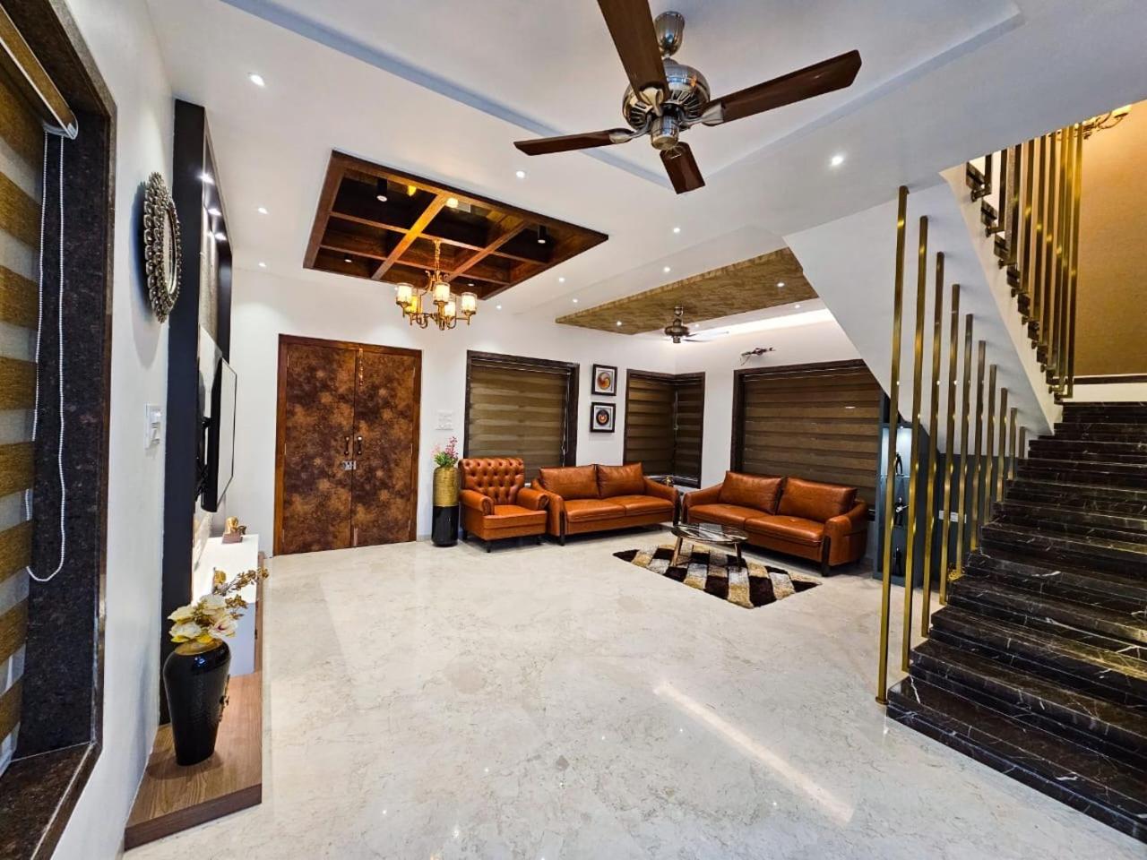 Premium Chalet لونافالا المظهر الخارجي الصورة