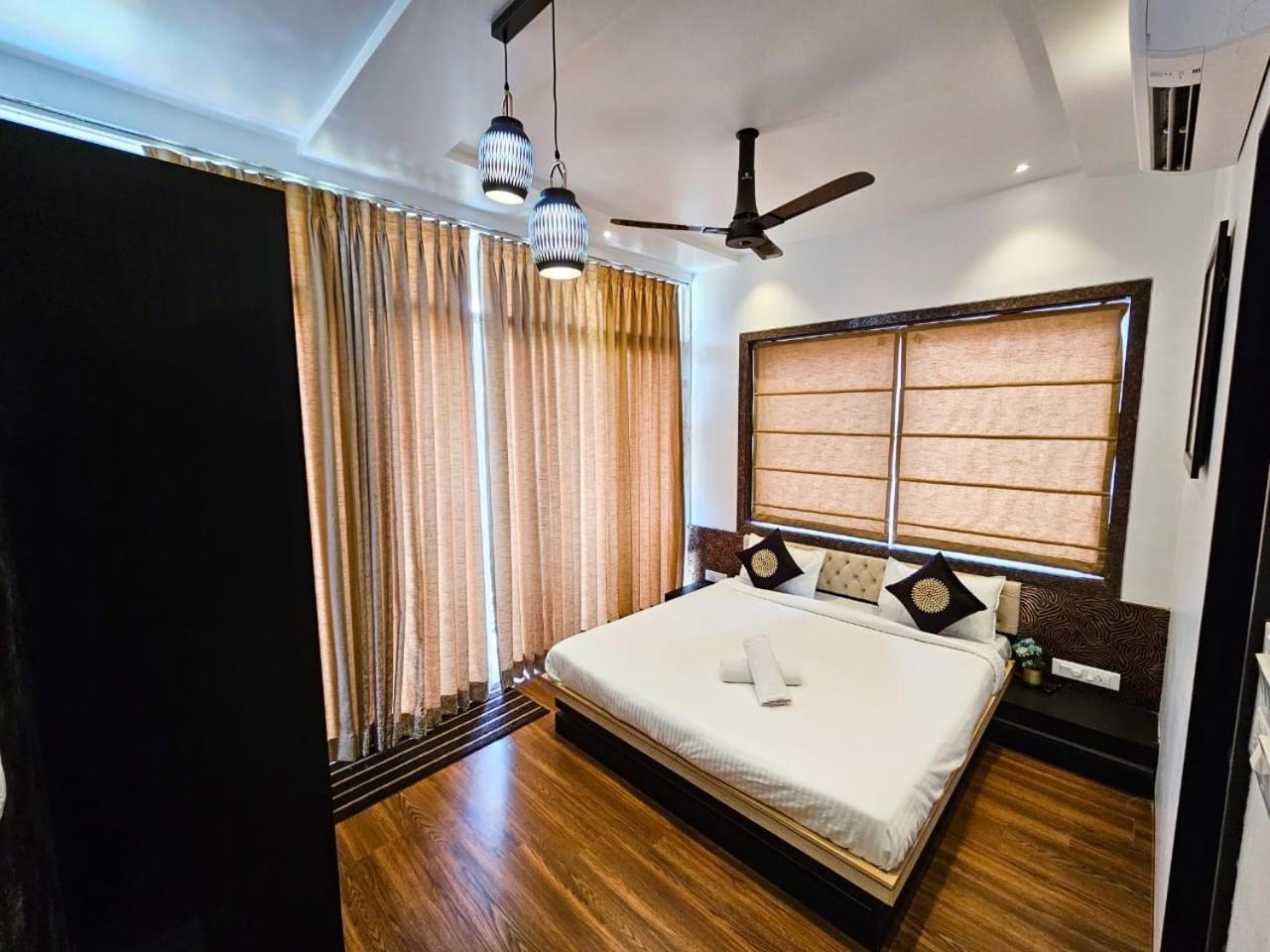 Premium Chalet لونافالا المظهر الخارجي الصورة