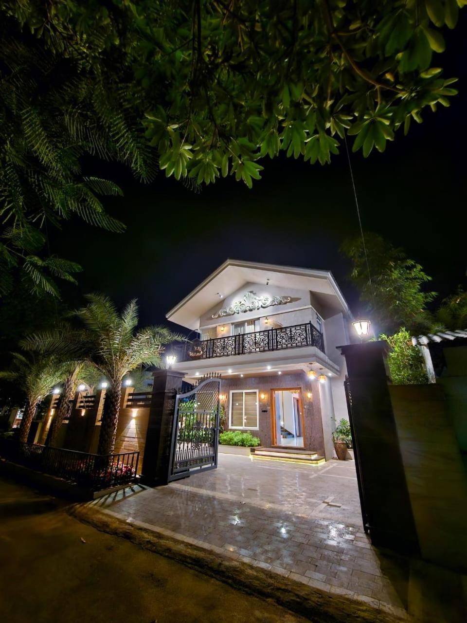 Premium Chalet لونافالا المظهر الخارجي الصورة